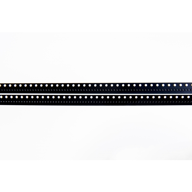 九彥載帶 Embossed Carrier Tape.jpg